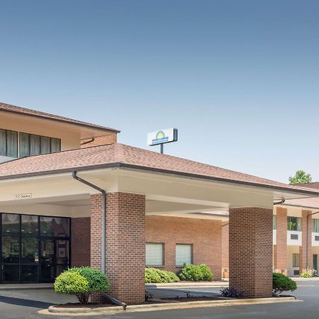 Days Inn By Wyndham Lexington Eksteriør billede