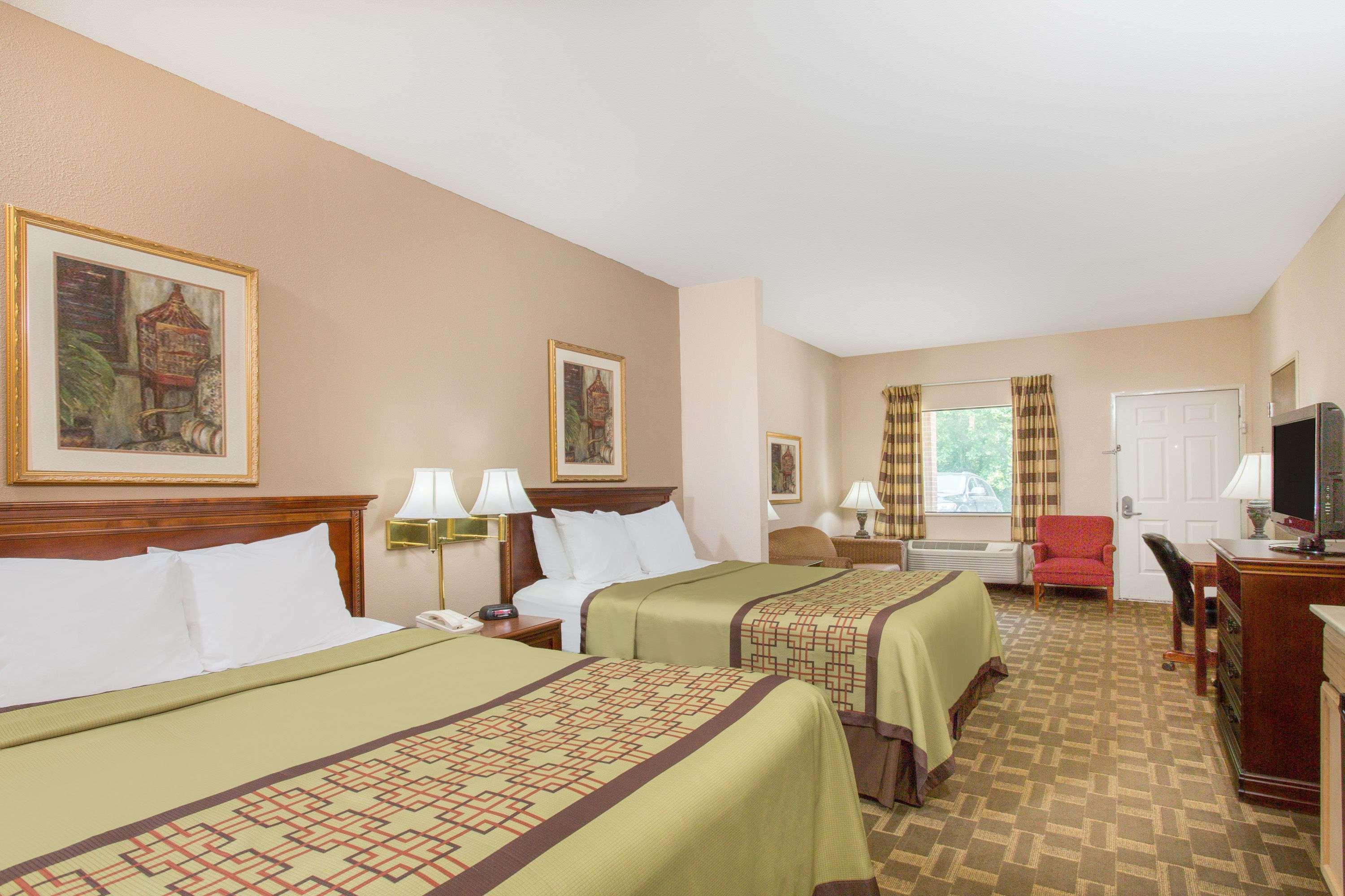 Days Inn By Wyndham Lexington Eksteriør billede